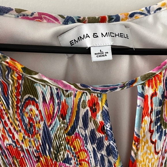 Emma and Michele Bell Sleeve Keyhole Printed Dress Large Knee Length Colorful - Picture 2 of 12